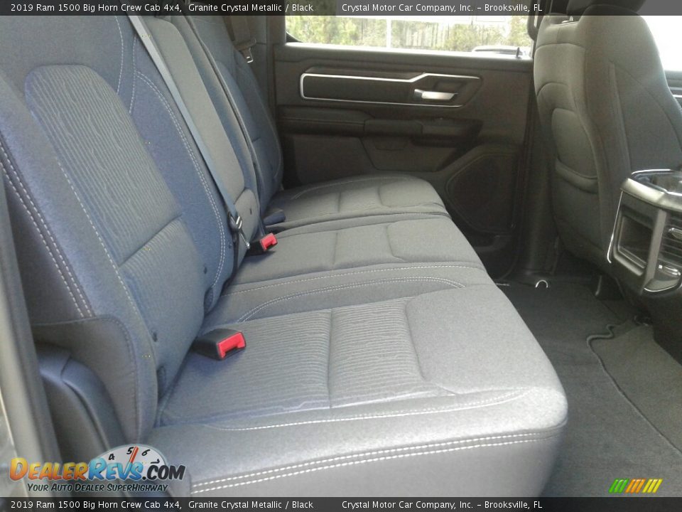 2019 Ram 1500 Big Horn Crew Cab 4x4 Granite Crystal Metallic / Black Photo #11