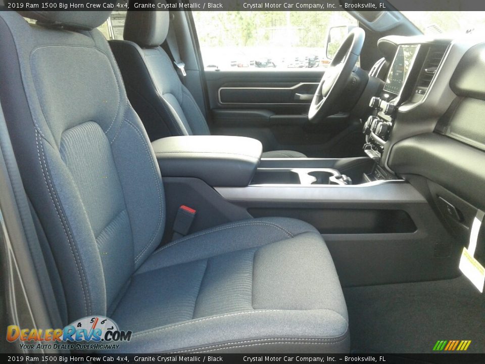 2019 Ram 1500 Big Horn Crew Cab 4x4 Granite Crystal Metallic / Black Photo #12