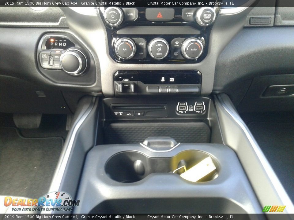 2019 Ram 1500 Big Horn Crew Cab 4x4 Granite Crystal Metallic / Black Photo #16