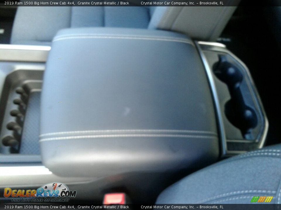 2019 Ram 1500 Big Horn Crew Cab 4x4 Granite Crystal Metallic / Black Photo #18