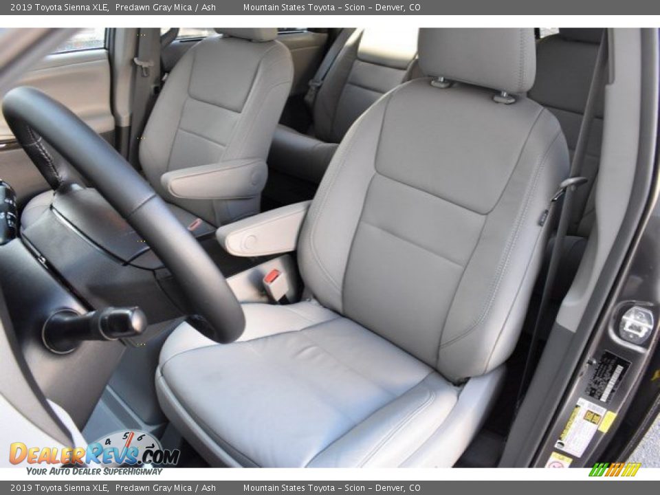 2019 Toyota Sienna XLE Predawn Gray Mica / Ash Photo #7