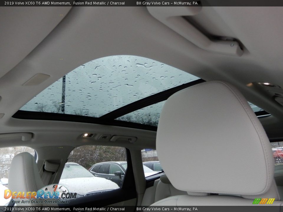 Sunroof of 2019 Volvo XC60 T6 AWD Momentum Photo #12