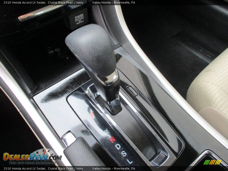 2016 Honda Accord LX Sedan Crystal Black Pearl / Ivory Photo #14