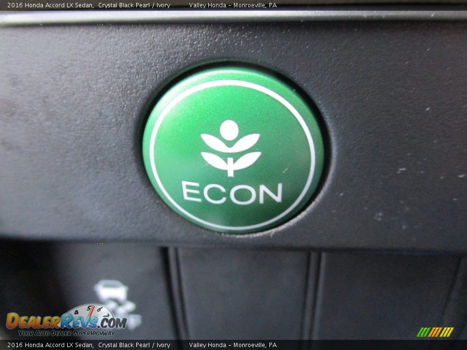2016 Honda Accord LX Sedan Crystal Black Pearl / Ivory Photo #17