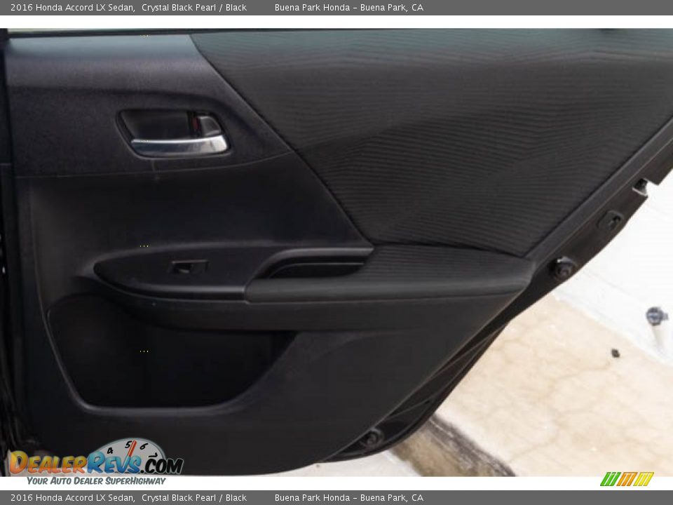 2016 Honda Accord LX Sedan Crystal Black Pearl / Black Photo #28
