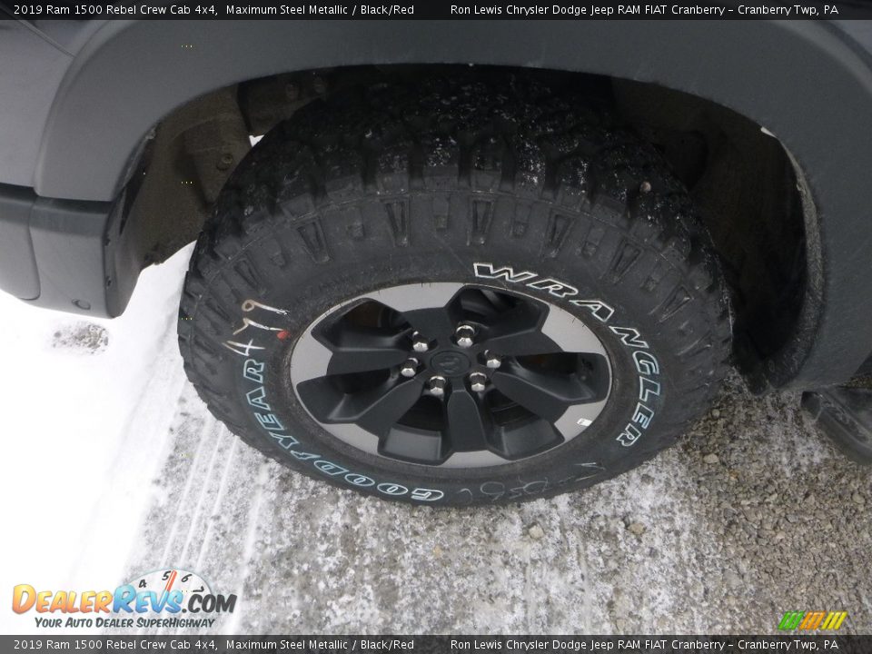 2019 Ram 1500 Rebel Crew Cab 4x4 Maximum Steel Metallic / Black/Red Photo #2