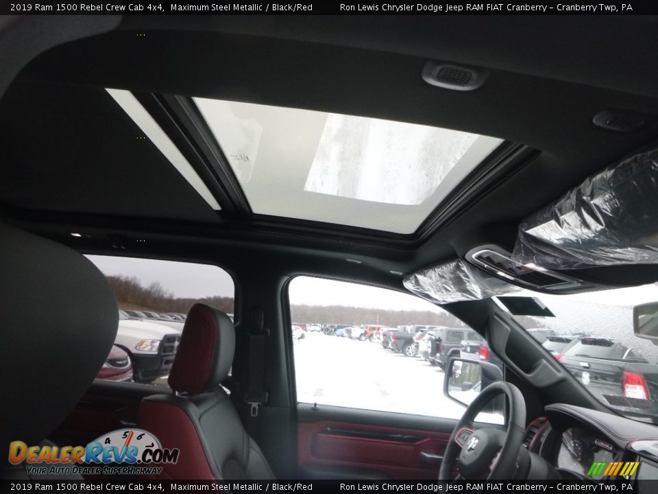 2019 Ram 1500 Rebel Crew Cab 4x4 Maximum Steel Metallic / Black/Red Photo #12