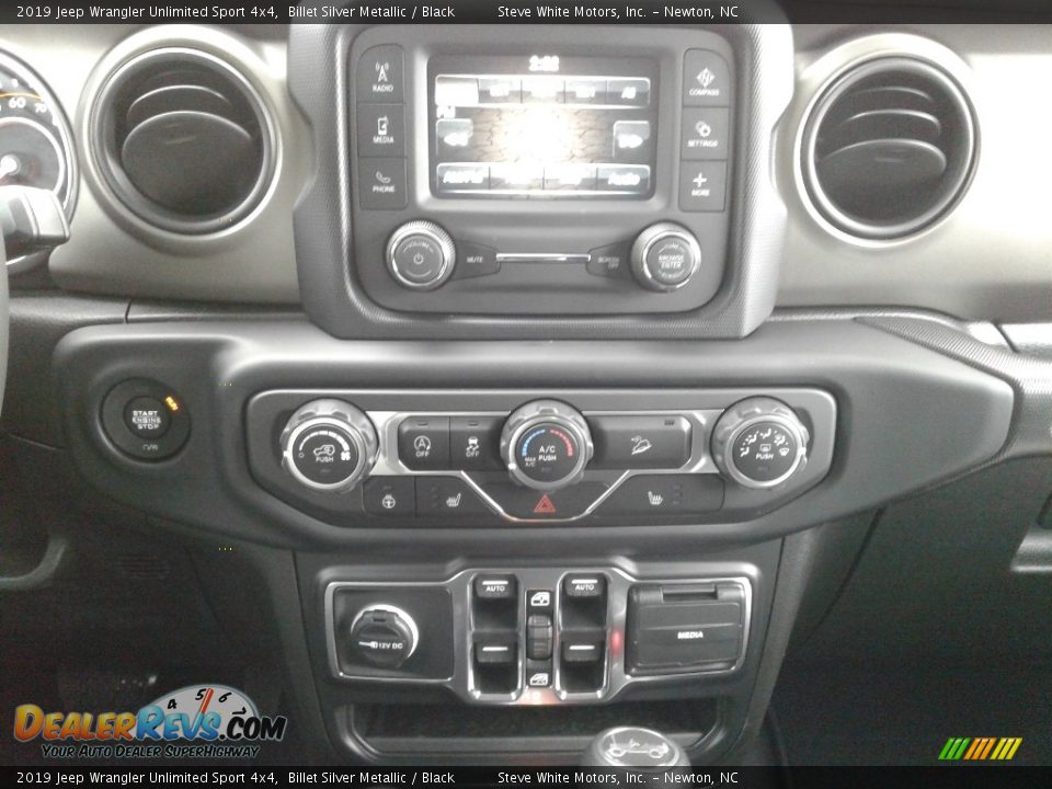 2019 Jeep Wrangler Unlimited Sport 4x4 Billet Silver Metallic / Black Photo #19