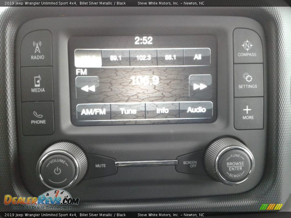 2019 Jeep Wrangler Unlimited Sport 4x4 Billet Silver Metallic / Black Photo #20