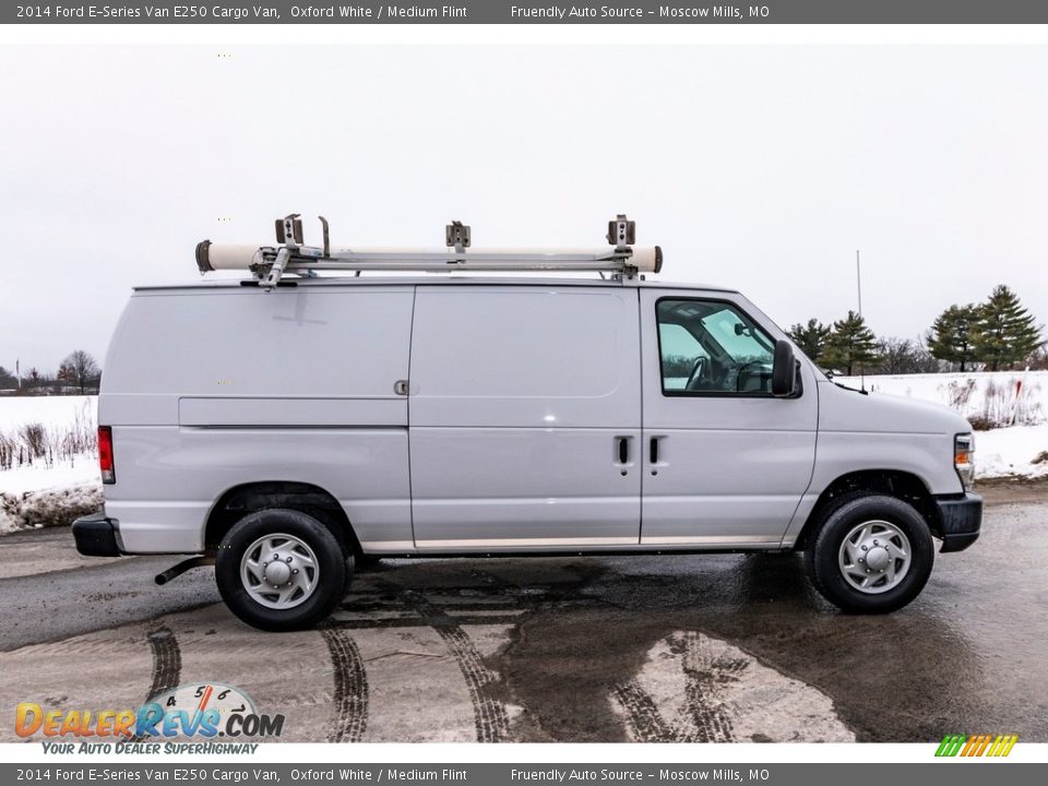 2014 Ford E-Series Van E250 Cargo Van Oxford White / Medium Flint Photo #3