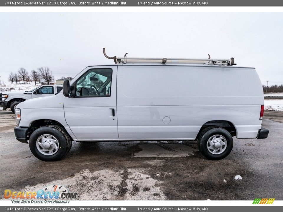 2014 Ford E-Series Van E250 Cargo Van Oxford White / Medium Flint Photo #7
