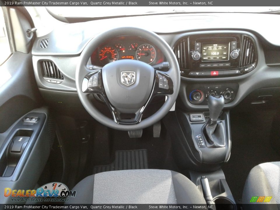 Dashboard of 2019 Ram ProMaster City Tradesman Cargo Van Photo #23