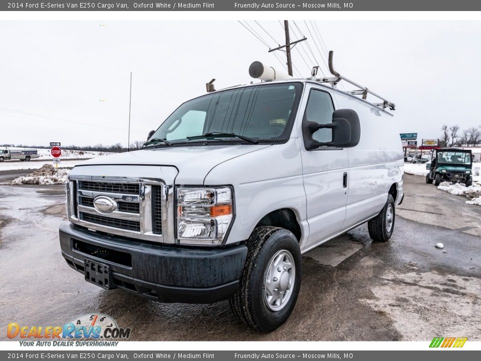 2014 Ford E-Series Van E250 Cargo Van Oxford White / Medium Flint Photo #8