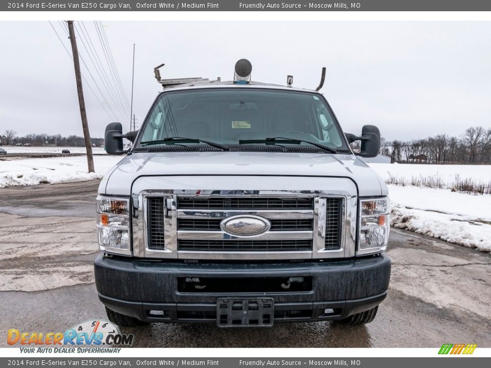 2014 Ford E-Series Van E250 Cargo Van Oxford White / Medium Flint Photo #9