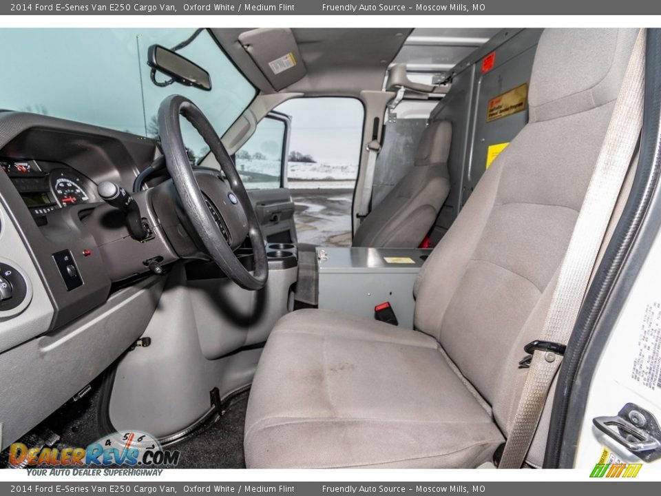 2014 Ford E-Series Van E250 Cargo Van Oxford White / Medium Flint Photo #28