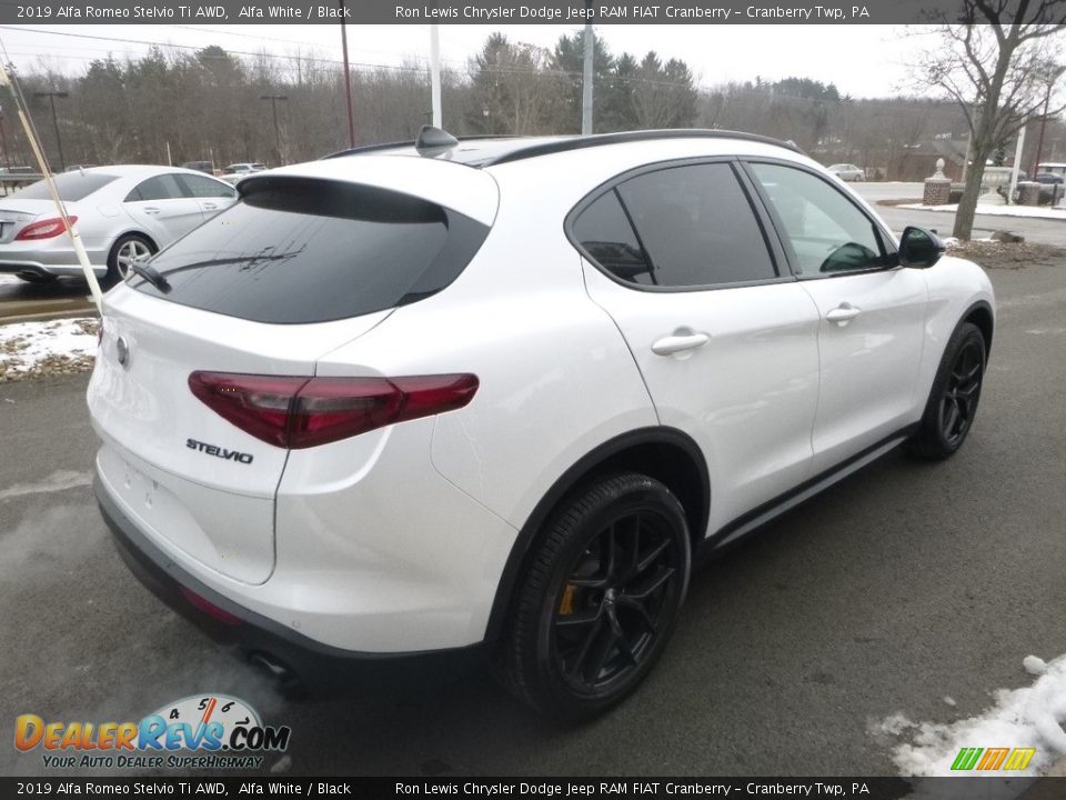 2019 Alfa Romeo Stelvio Ti AWD Alfa White / Black Photo #8