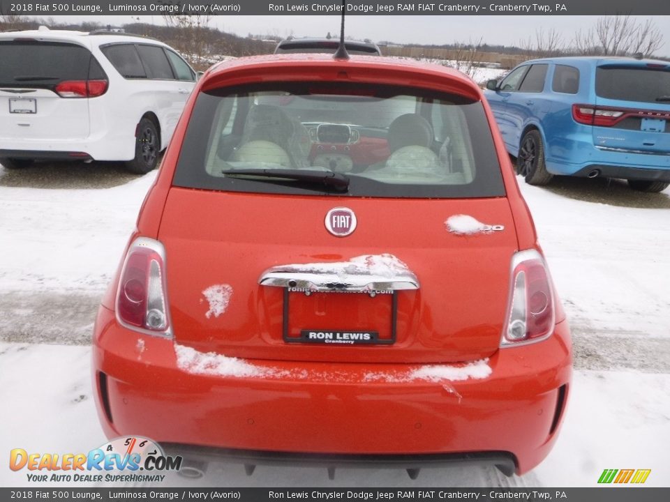2018 Fiat 500 Lounge Luminosa Orange / Ivory (Avorio) Photo #4