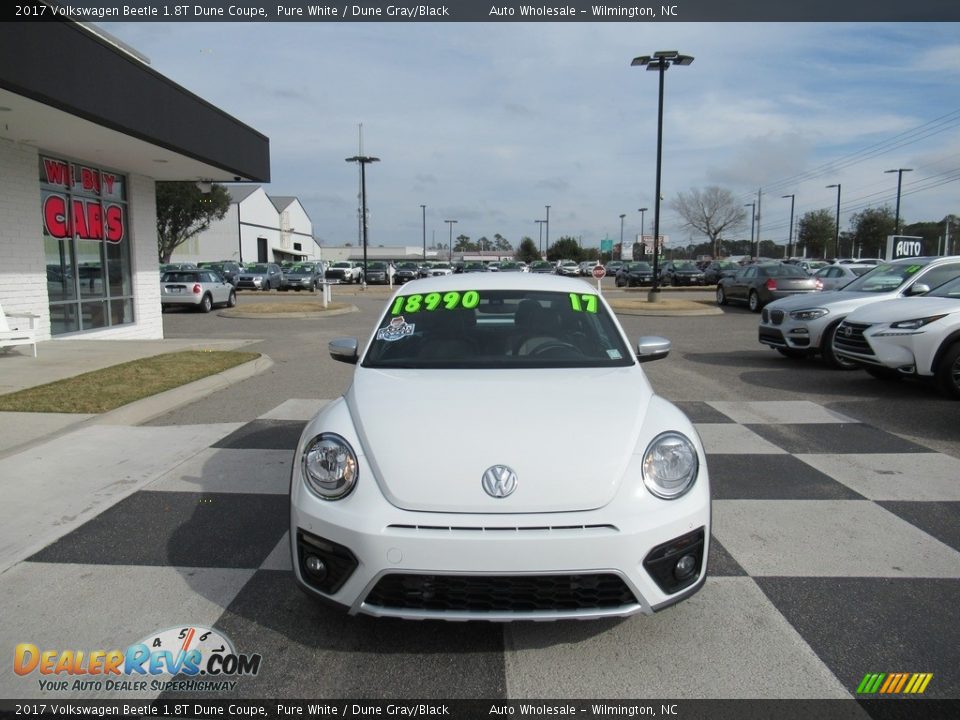 2017 Volkswagen Beetle 1.8T Dune Coupe Pure White / Dune Gray/Black Photo #2