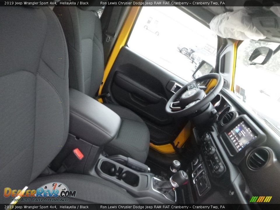 2019 Jeep Wrangler Sport 4x4 Hellayella / Black Photo #10