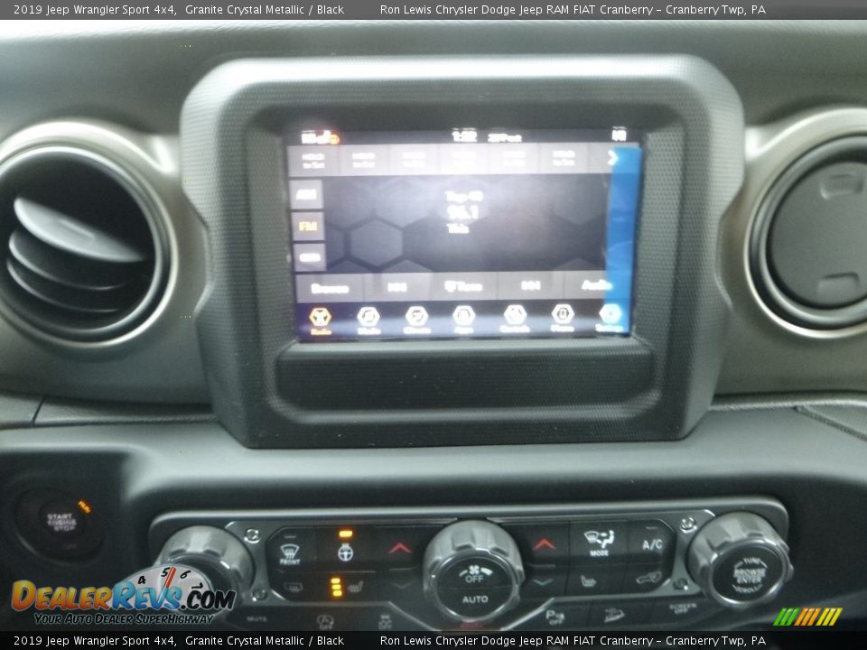2019 Jeep Wrangler Sport 4x4 Granite Crystal Metallic / Black Photo #16