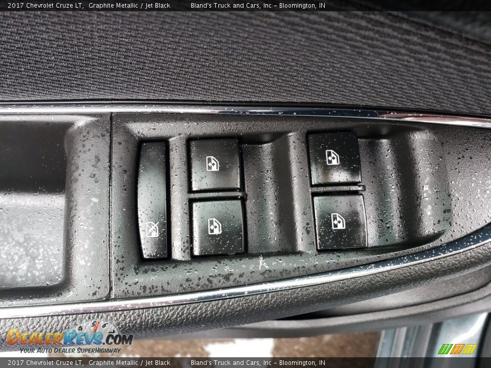 2017 Chevrolet Cruze LT Graphite Metallic / Jet Black Photo #5