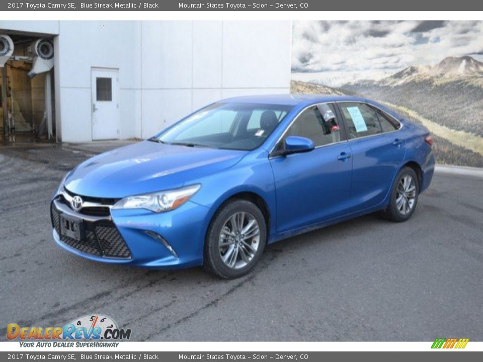 2017 Toyota Camry SE Blue Streak Metallic / Black Photo #2