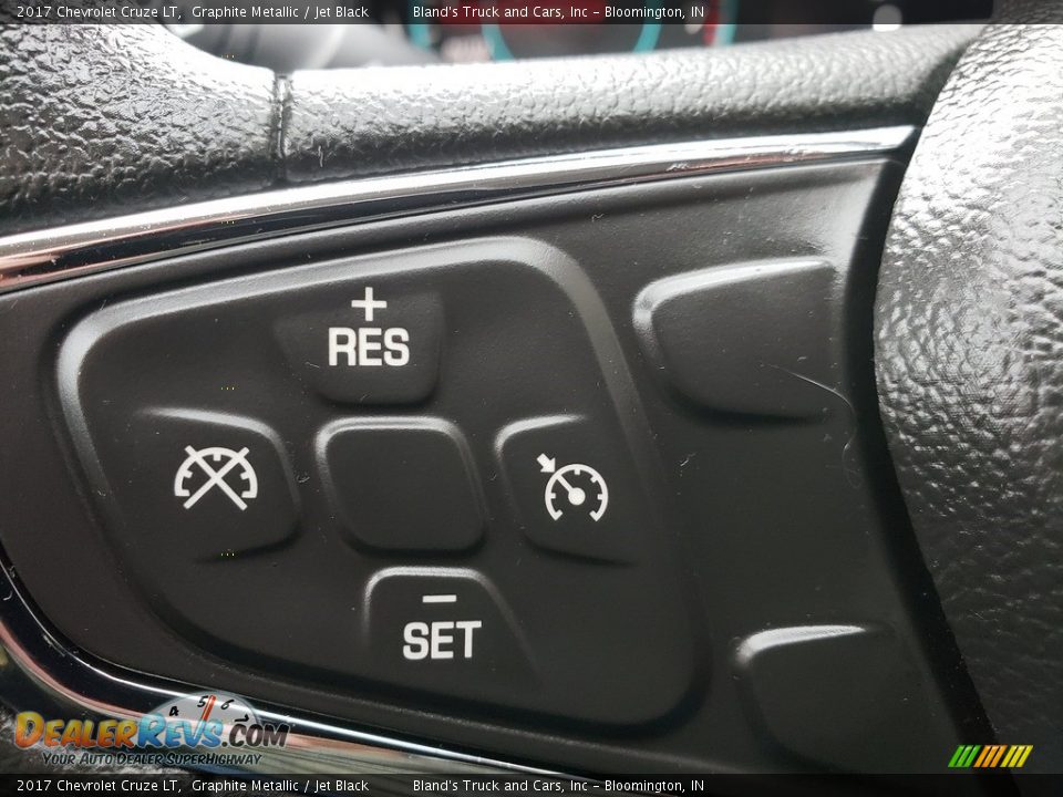 2017 Chevrolet Cruze LT Graphite Metallic / Jet Black Photo #12