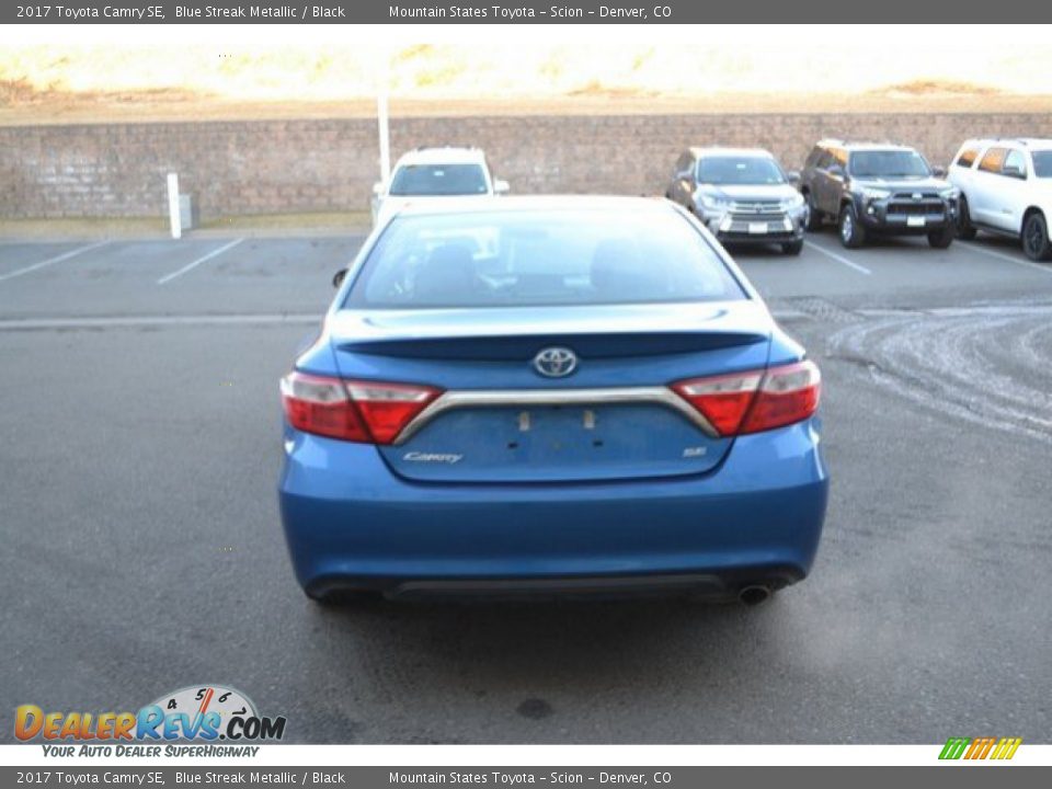 2017 Toyota Camry SE Blue Streak Metallic / Black Photo #5