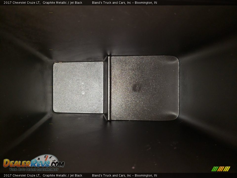 2017 Chevrolet Cruze LT Graphite Metallic / Jet Black Photo #23