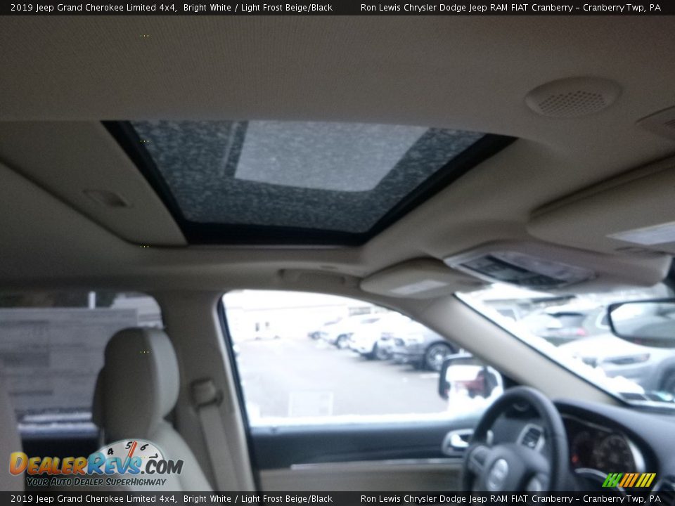 2019 Jeep Grand Cherokee Limited 4x4 Bright White / Light Frost Beige/Black Photo #12