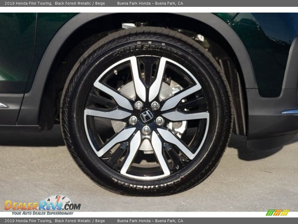 2019 Honda Pilot Touring Wheel Photo #14