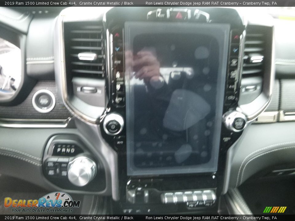2019 Ram 1500 Limited Crew Cab 4x4 Granite Crystal Metallic / Black Photo #19