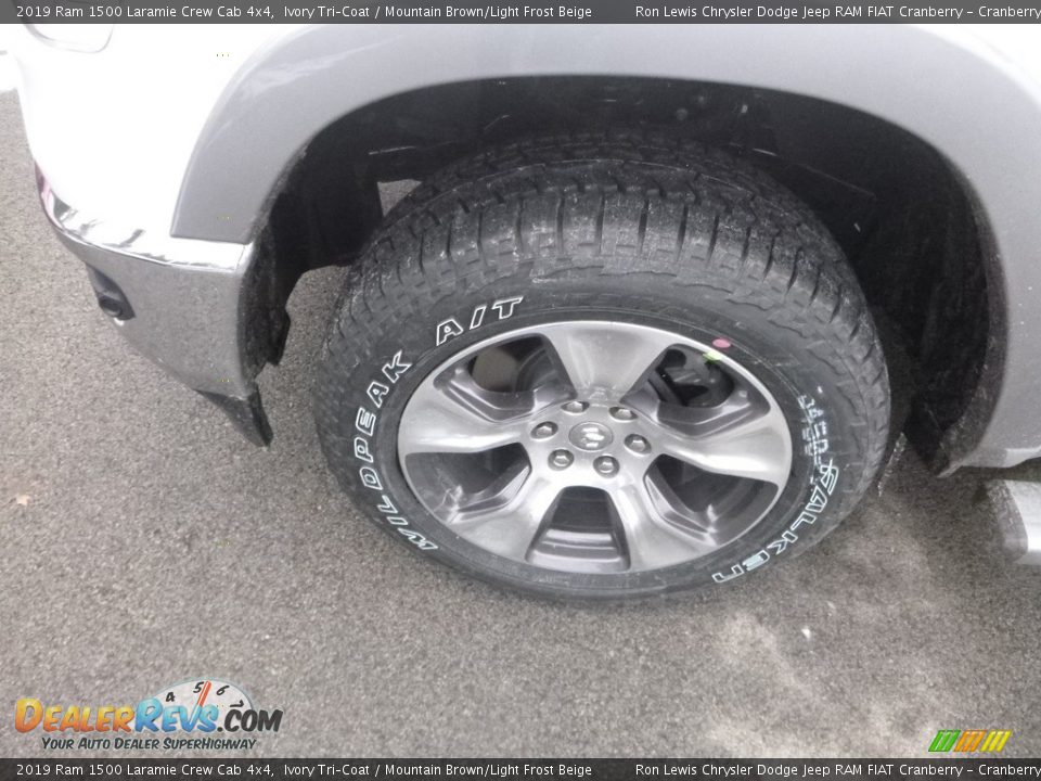 2019 Ram 1500 Laramie Crew Cab 4x4 Ivory Tri–Coat / Mountain Brown/Light Frost Beige Photo #2