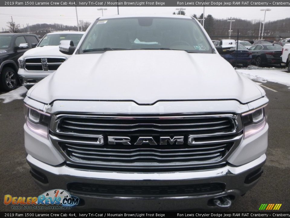 2019 Ram 1500 Laramie Crew Cab 4x4 Ivory Tri–Coat / Mountain Brown/Light Frost Beige Photo #9