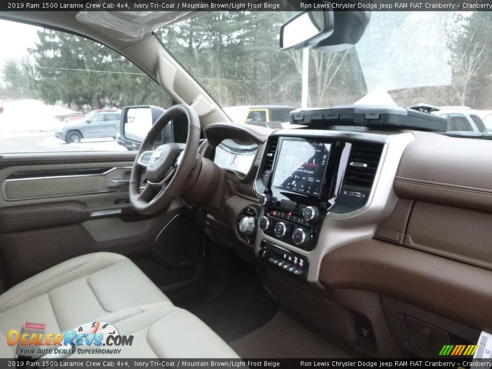 Dashboard of 2019 Ram 1500 Laramie Crew Cab 4x4 Photo #13