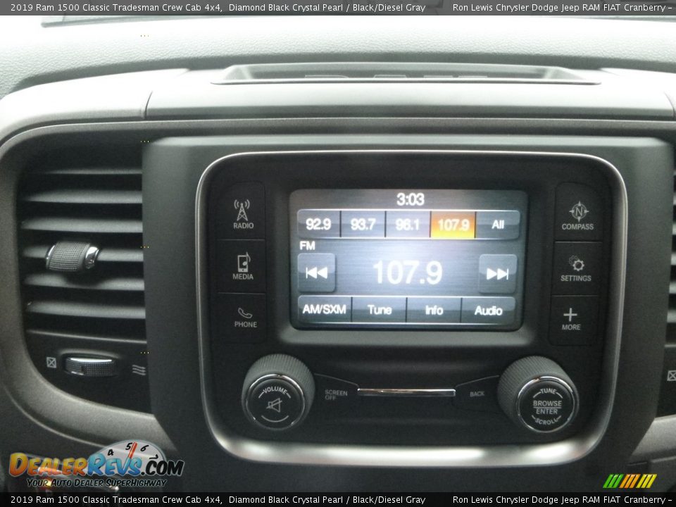 2019 Ram 1500 Classic Tradesman Crew Cab 4x4 Diamond Black Crystal Pearl / Black/Diesel Gray Photo #14