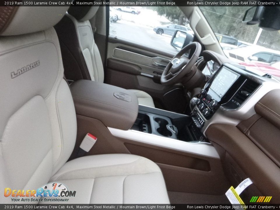 2019 Ram 1500 Laramie Crew Cab 4x4 Maximum Steel Metallic / Mountain Brown/Light Frost Beige Photo #10