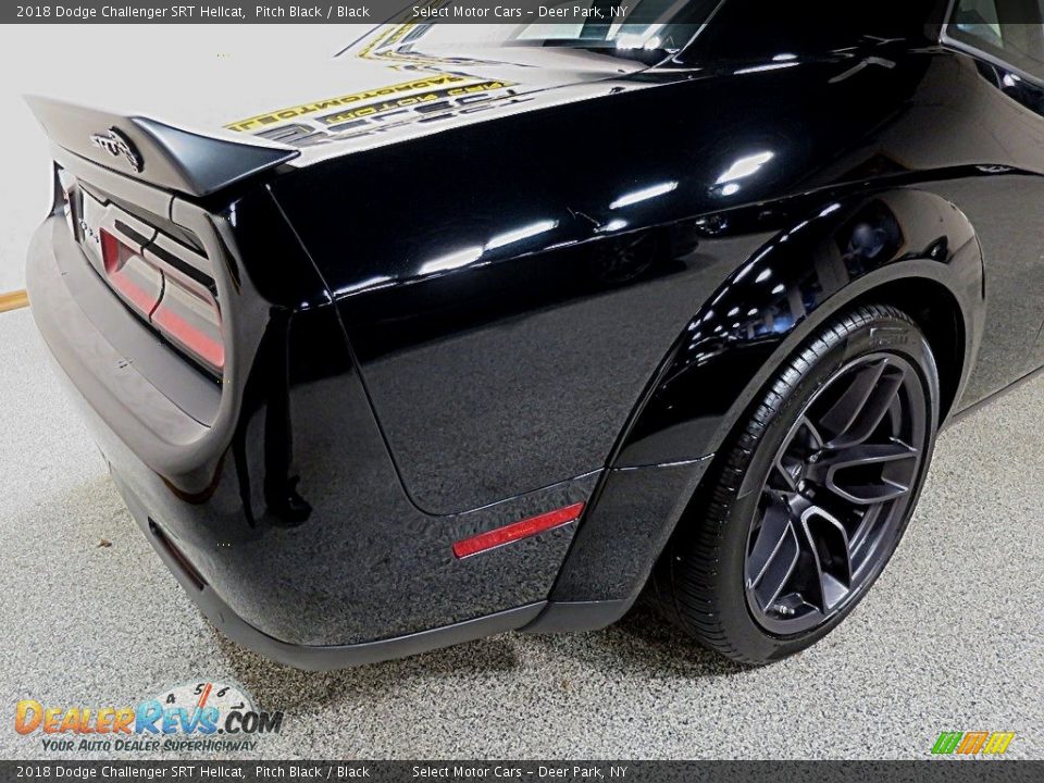 2018 Dodge Challenger SRT Hellcat Pitch Black / Black Photo #8
