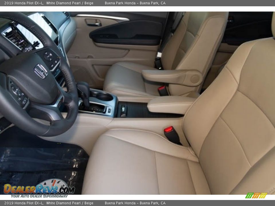 2019 Honda Pilot EX-L White Diamond Pearl / Beige Photo #16