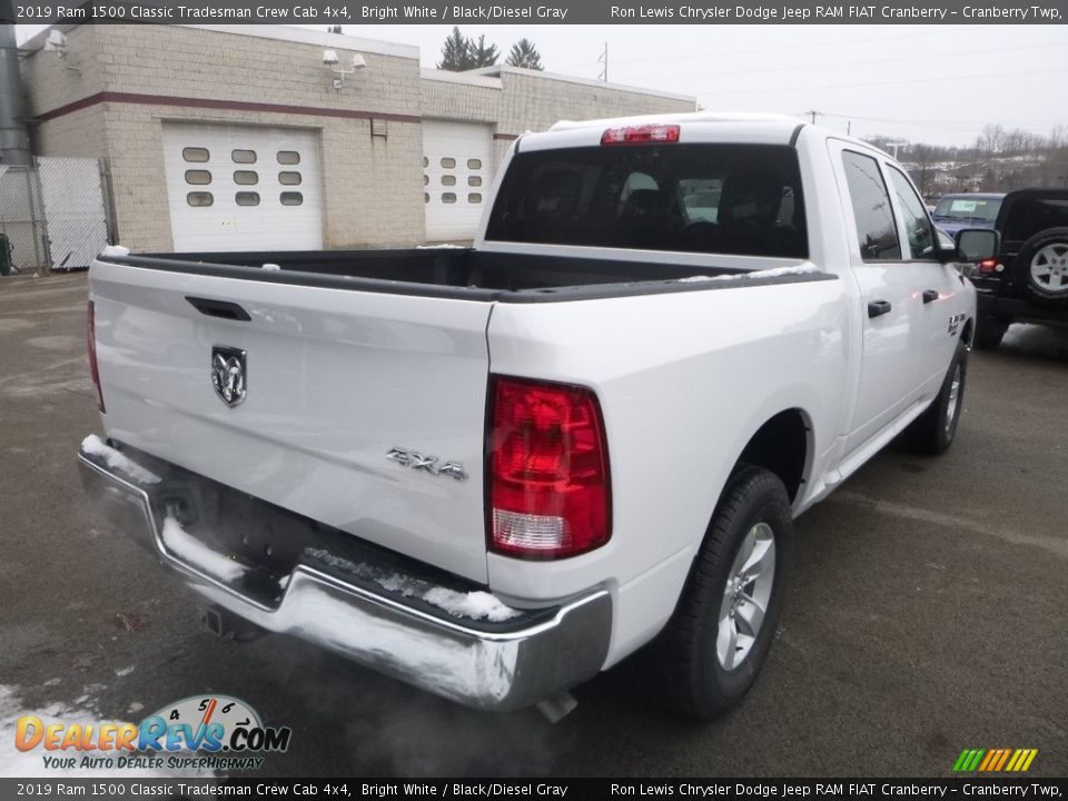 2019 Ram 1500 Classic Tradesman Crew Cab 4x4 Bright White / Black/Diesel Gray Photo #6