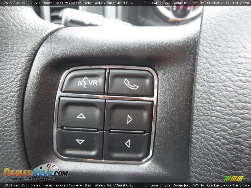 2019 Ram 1500 Classic Tradesman Crew Cab 4x4 Bright White / Black/Diesel Gray Photo #19