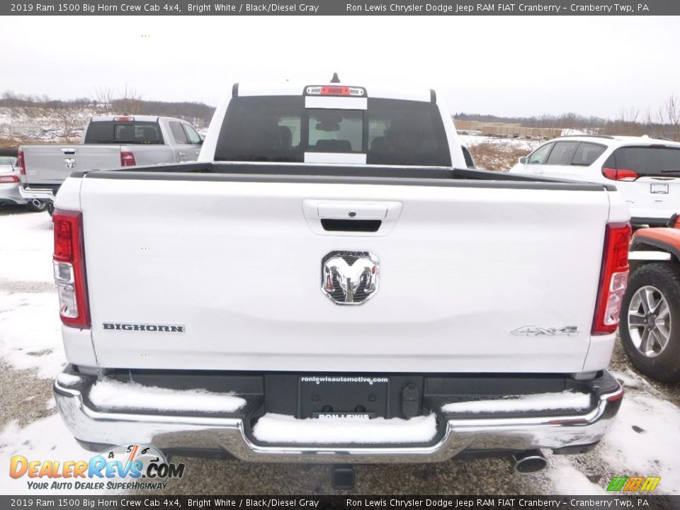 2019 Ram 1500 Big Horn Crew Cab 4x4 Bright White / Black/Diesel Gray Photo #5
