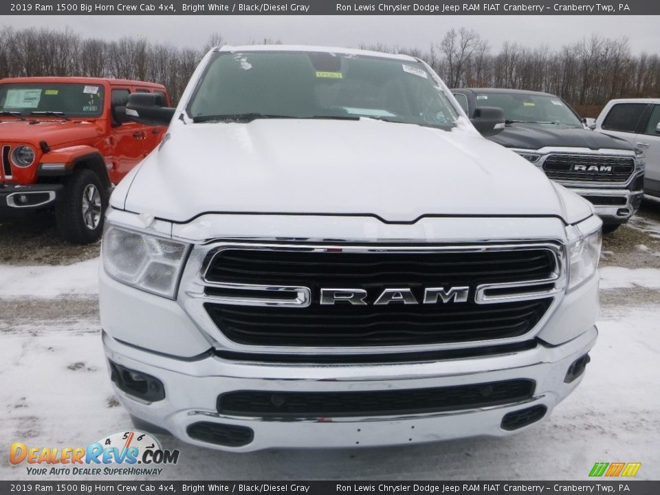 2019 Ram 1500 Big Horn Crew Cab 4x4 Bright White / Black/Diesel Gray Photo #8