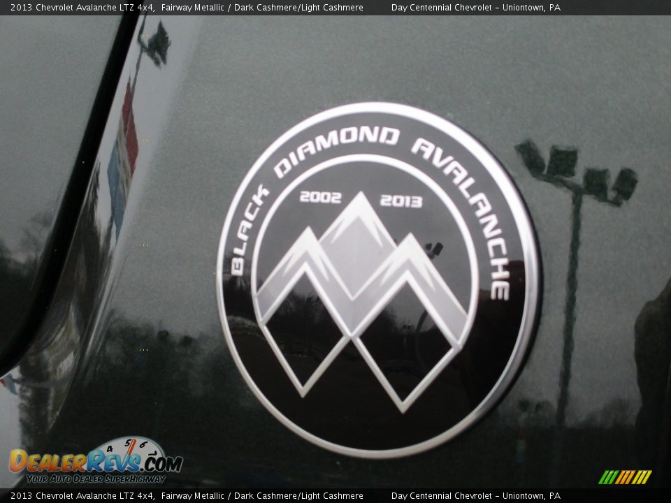 2013 Chevrolet Avalanche LTZ 4x4 Fairway Metallic / Dark Cashmere/Light Cashmere Photo #11