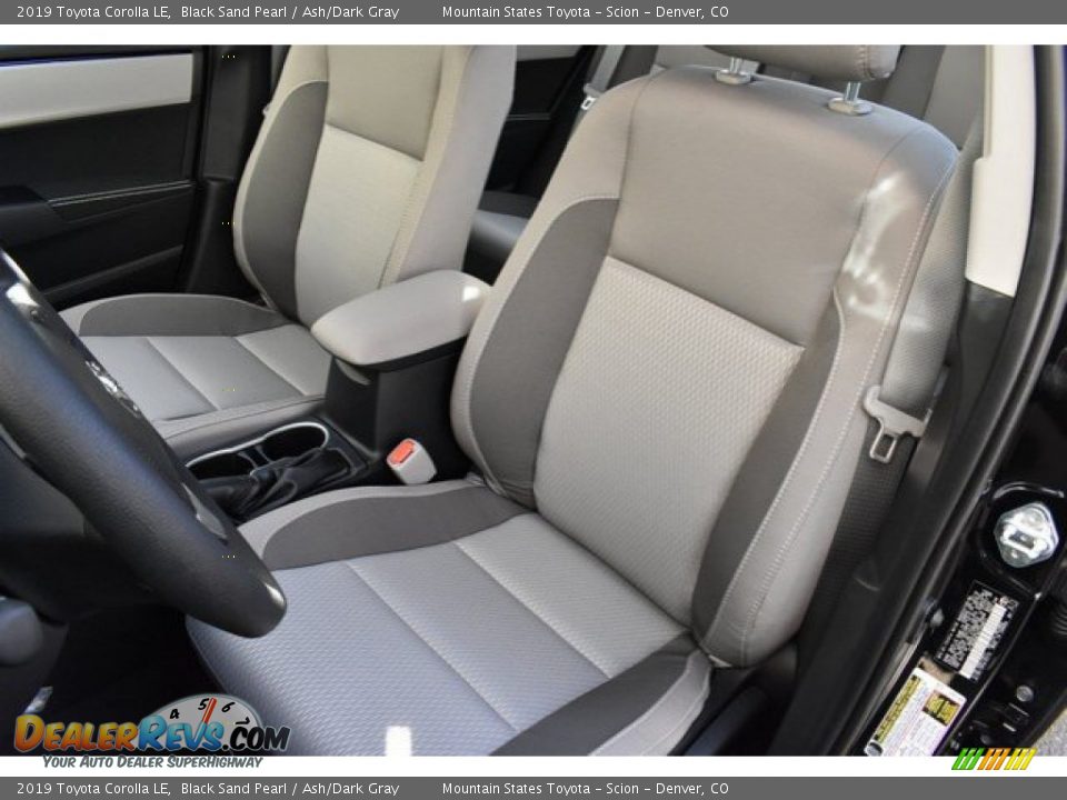 2019 Toyota Corolla LE Black Sand Pearl / Ash/Dark Gray Photo #7