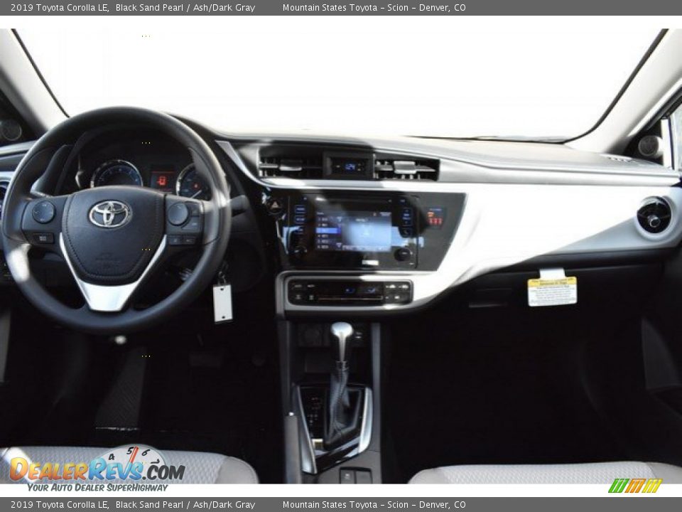 2019 Toyota Corolla LE Black Sand Pearl / Ash/Dark Gray Photo #8
