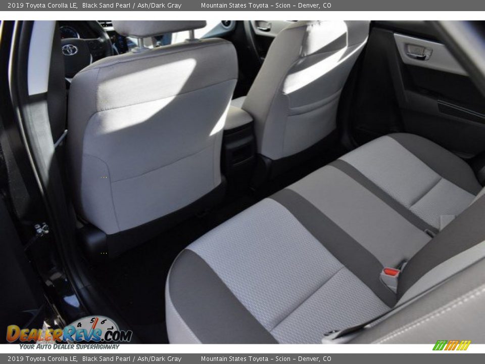 2019 Toyota Corolla LE Black Sand Pearl / Ash/Dark Gray Photo #13