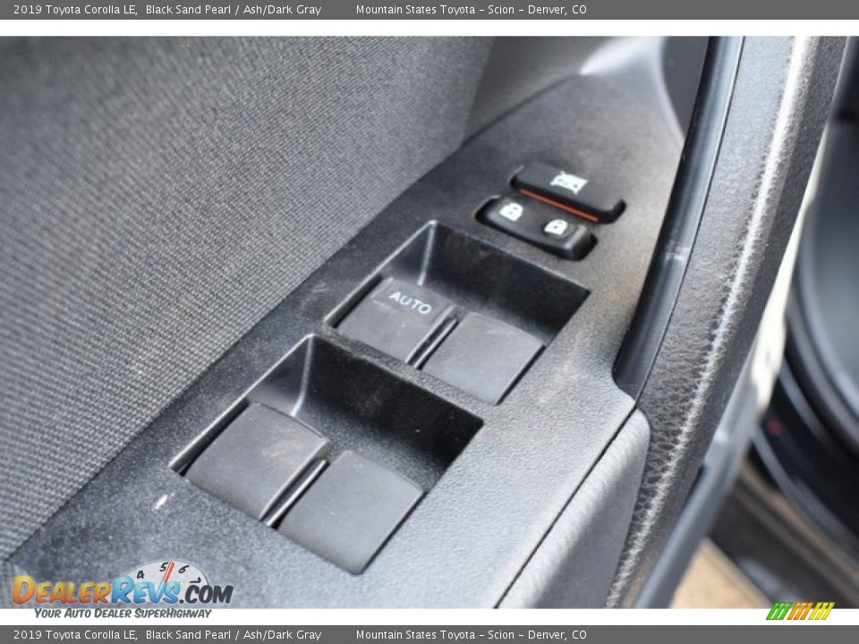 2019 Toyota Corolla LE Black Sand Pearl / Ash/Dark Gray Photo #23