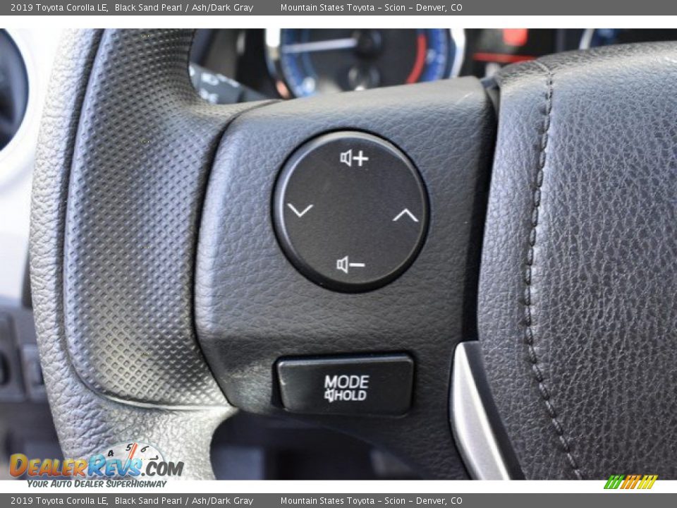 2019 Toyota Corolla LE Black Sand Pearl / Ash/Dark Gray Photo #25