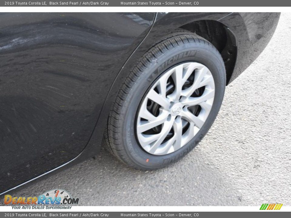 2019 Toyota Corolla LE Black Sand Pearl / Ash/Dark Gray Photo #33